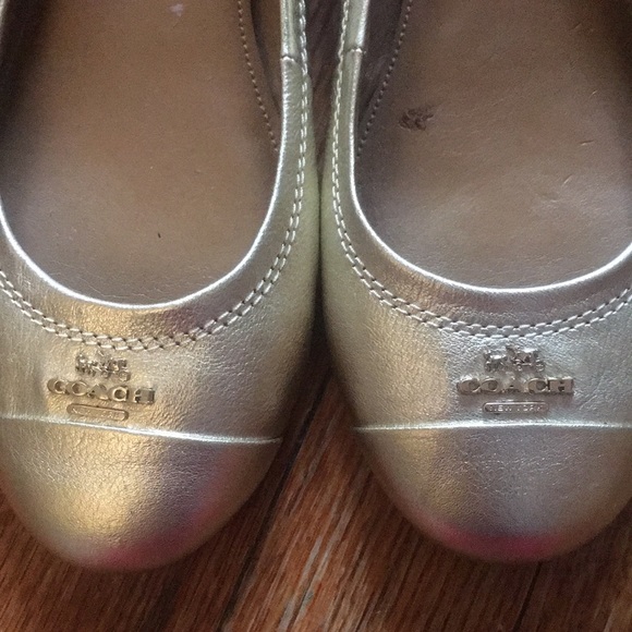 Coach Flats - Picture 3 of 7